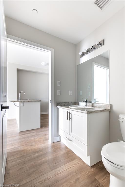 511-870 Queenston Road Property Photo 25