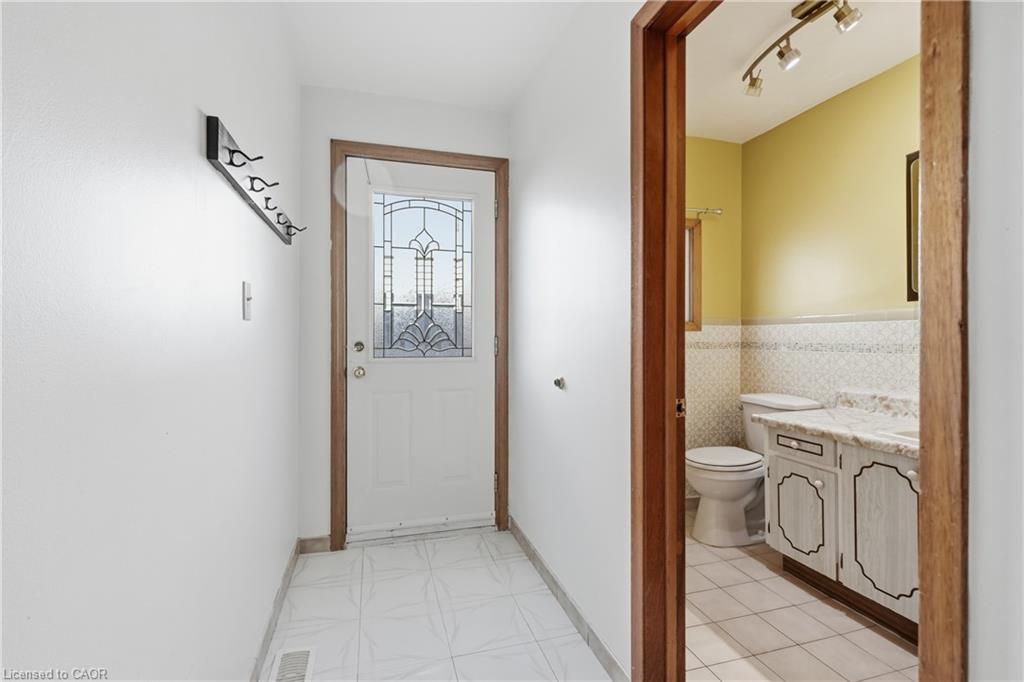 948 Stone Church Road E Property Photo 13