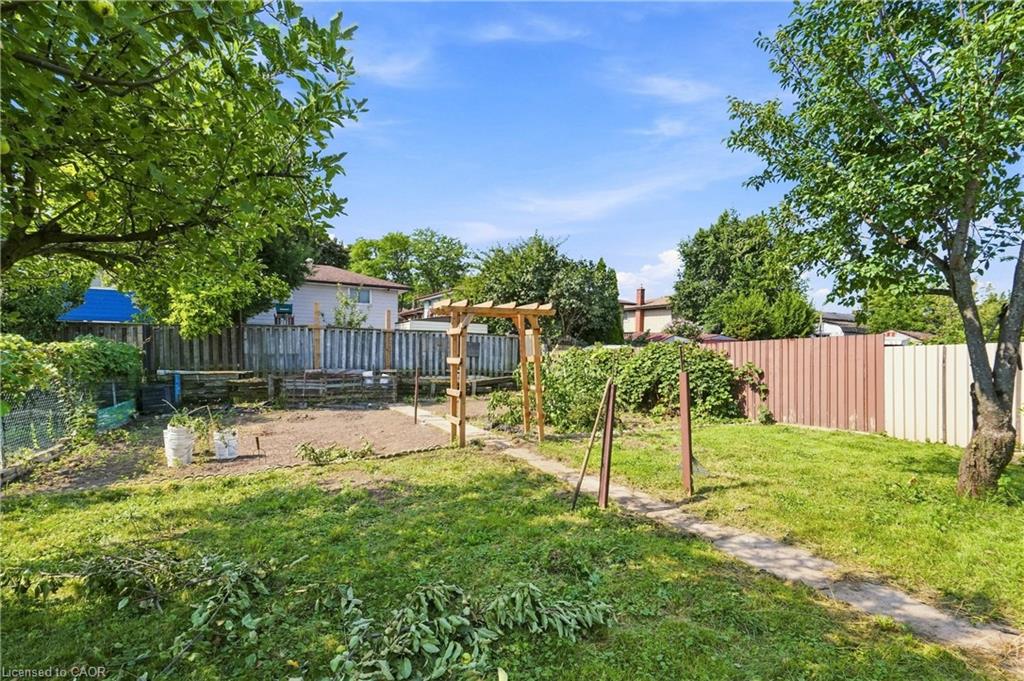 948 Stone Church Road E Property Photo 40