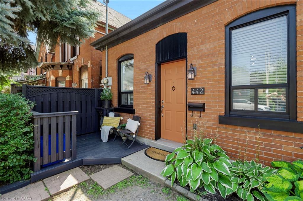 442 King William Street Property Photo 3