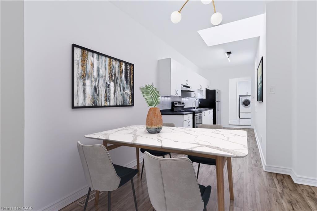 442 King William Street Property Photo 5