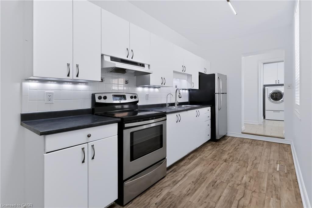442 King William Street Property Photo 6