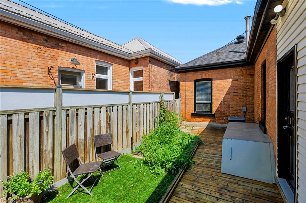 442 King William Street Property Photo 16