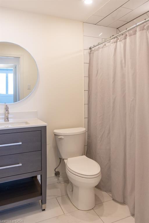 359 Queensdale Avenue E Property Photo 6