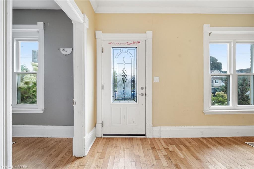 82 St. George Street Property Photo 3