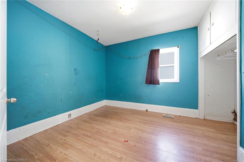82 St. George Street Property Photo 8