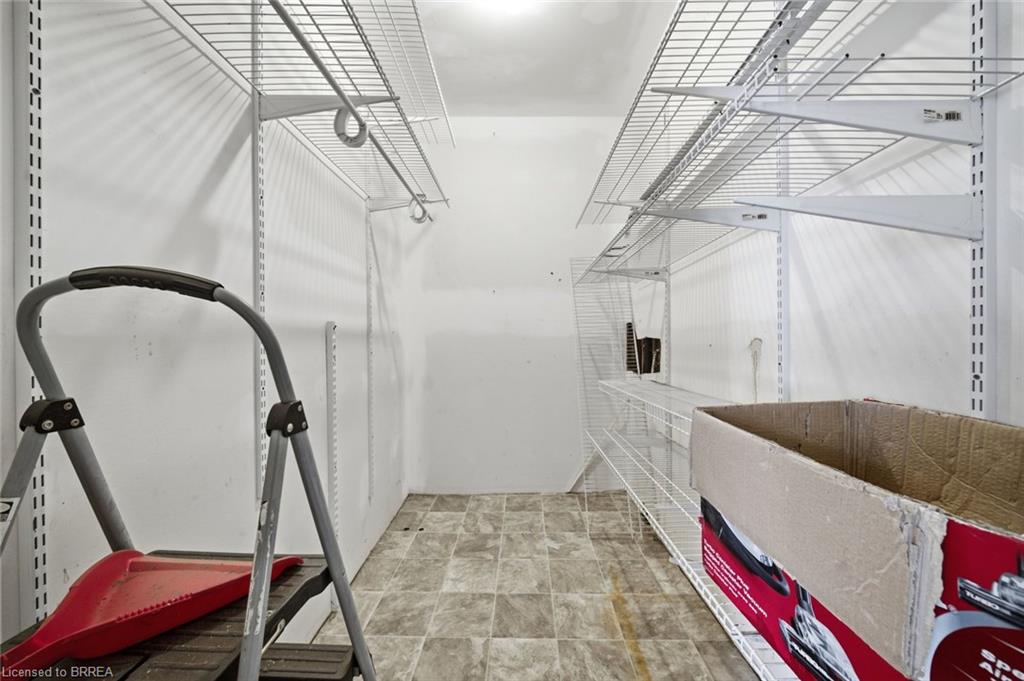 82 St. George Street Property Photo 15