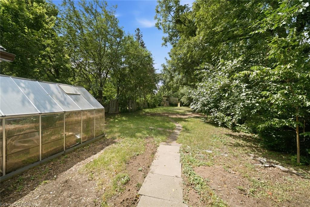 82 St. George Street Property Photo 20