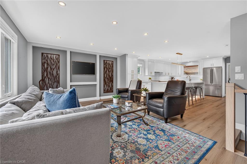 6 Margaret Avenue Property Photo 9
