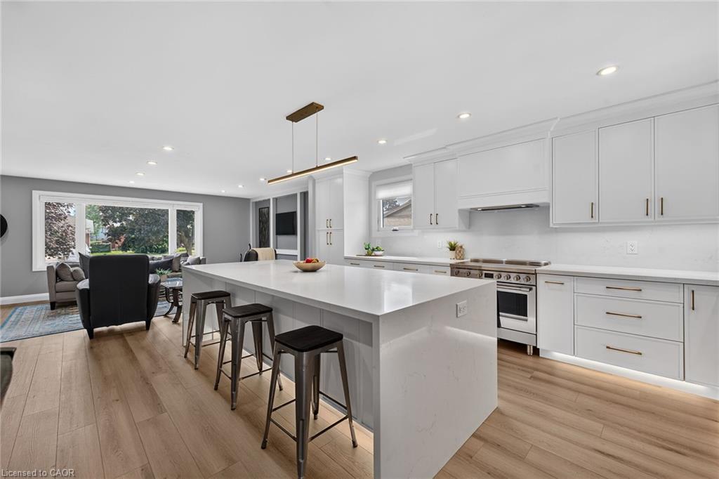6 Margaret Avenue Property Photo 12