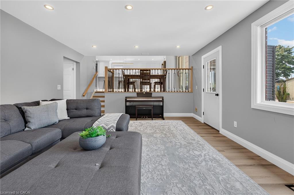 6 Margaret Avenue Property Photo 19