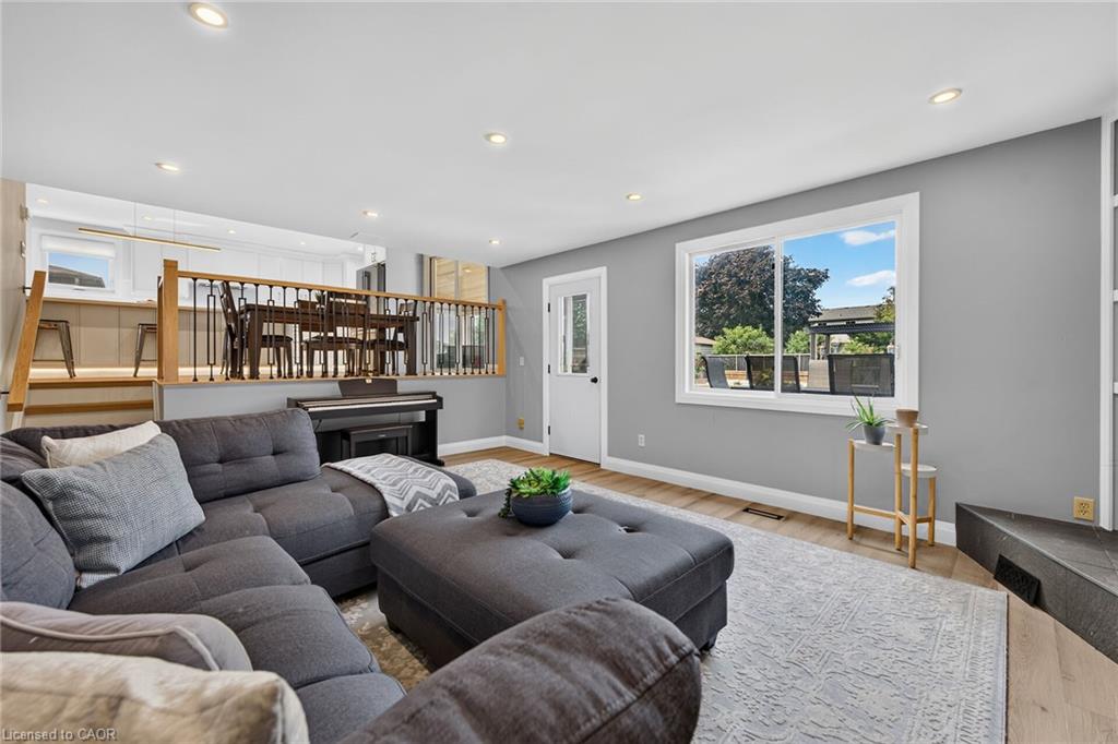 6 Margaret Avenue Property Photo 20