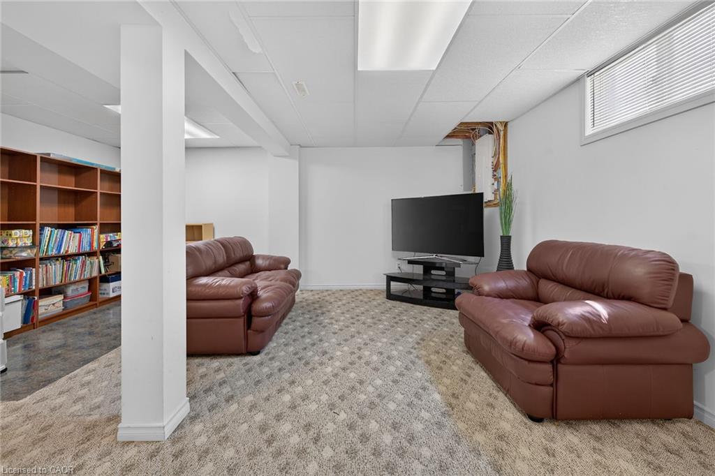 6 Margaret Avenue Property Photo 32