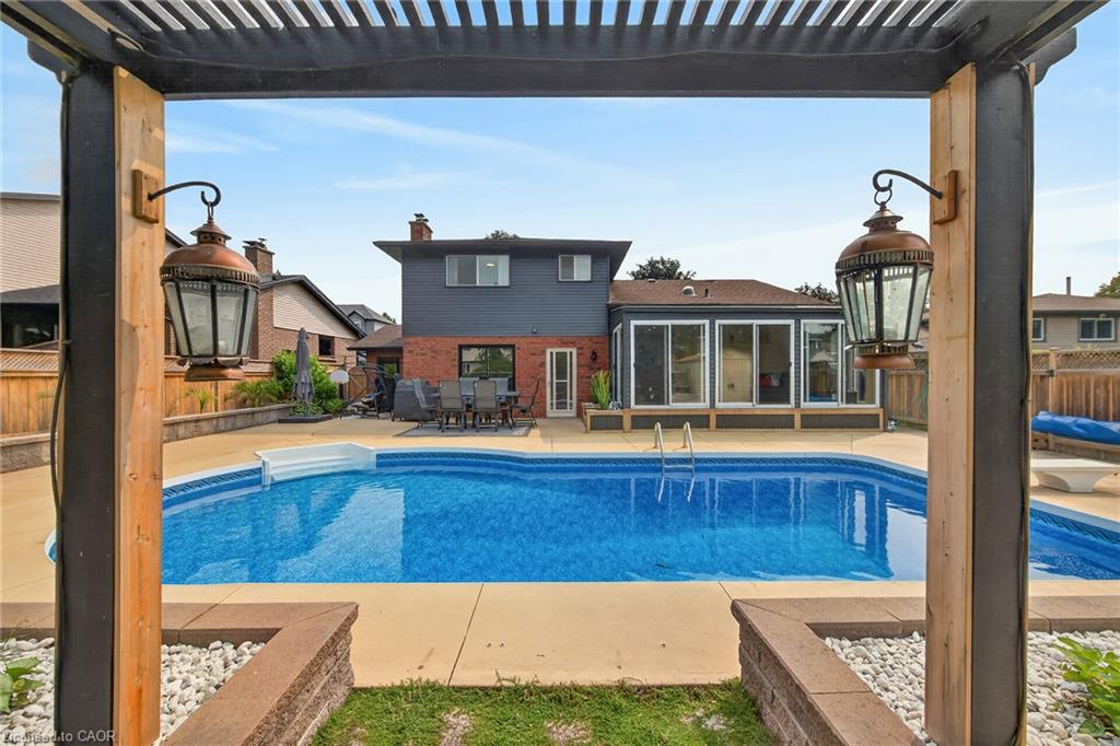 6 Margaret Avenue Property Photo 45