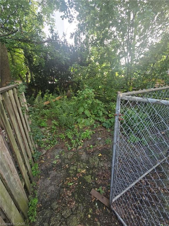 25 Beachdale Avenue Property Photo 6