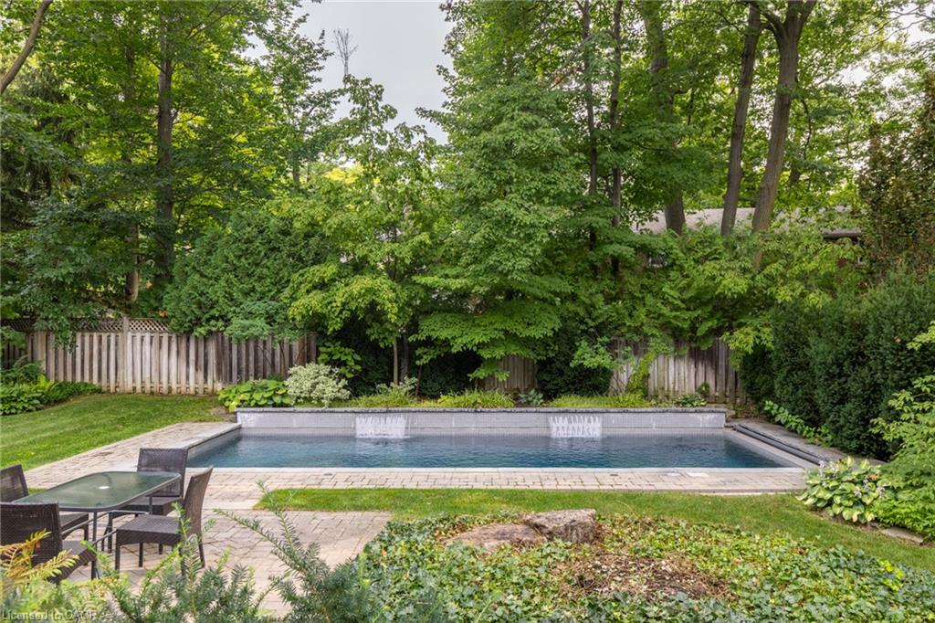 411 Wedgewood Drive Property Photo 12