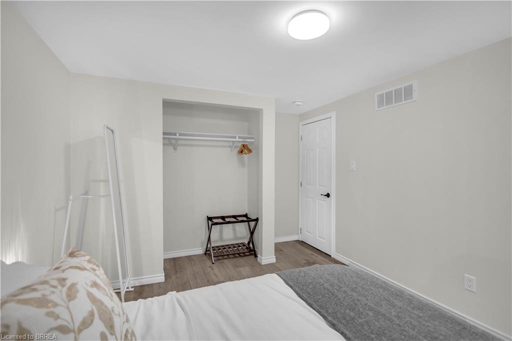 450 Highland Road E Property Photo 30