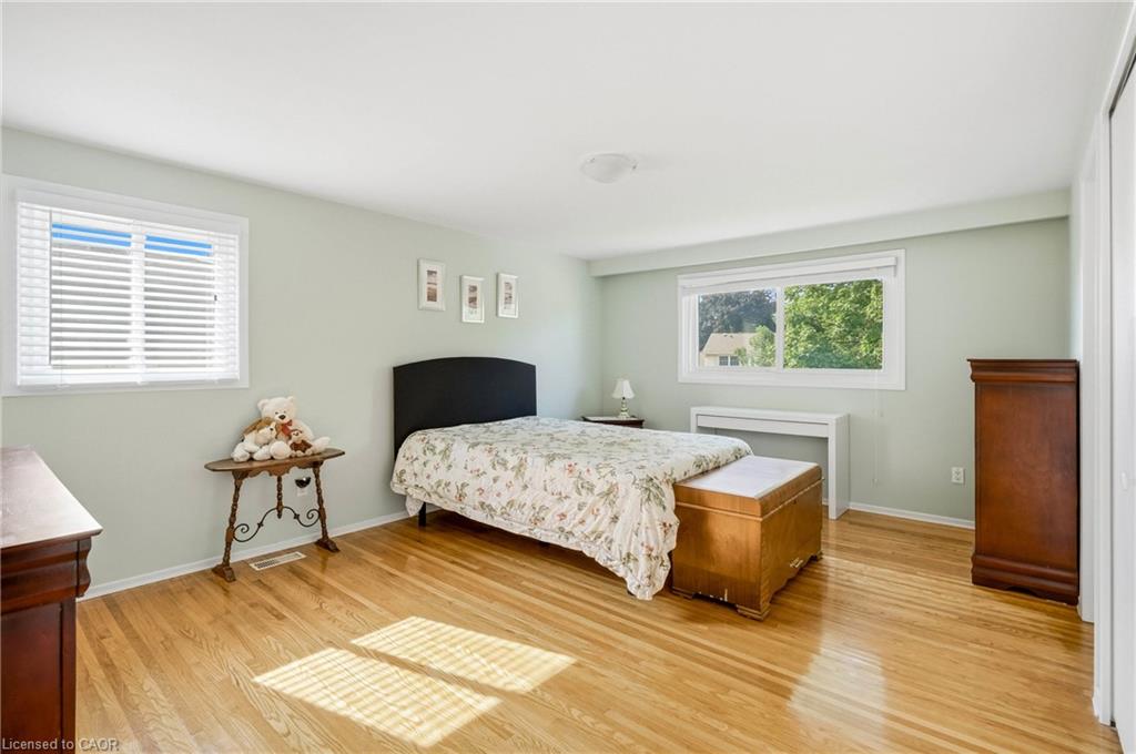 4 Royal Orchard Crescent Property Photo 21