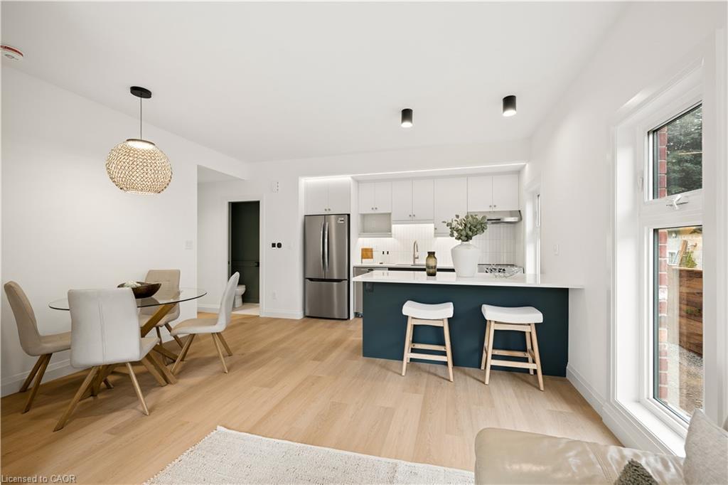 2-563 Wellington Street Property Photo 4