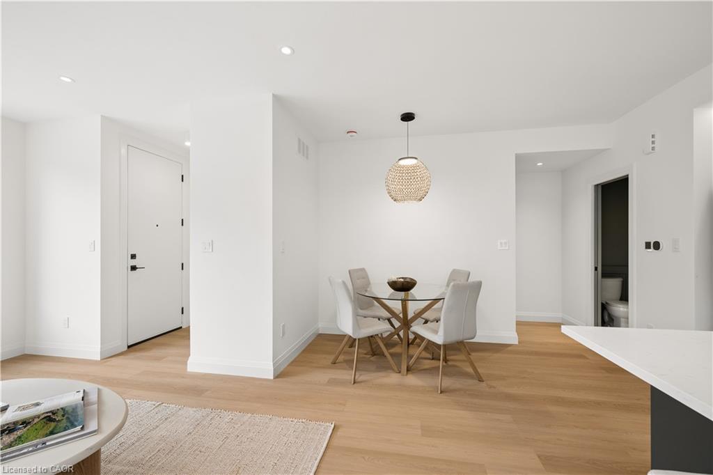2-563 Wellington Street Property Photo 9