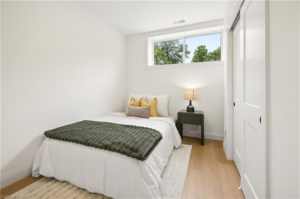 2-563 Wellington Street Property Photo 13