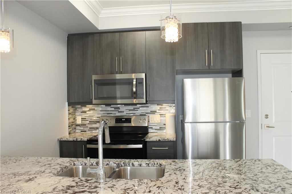 316-35 Southshore Crescent Property Photo 12