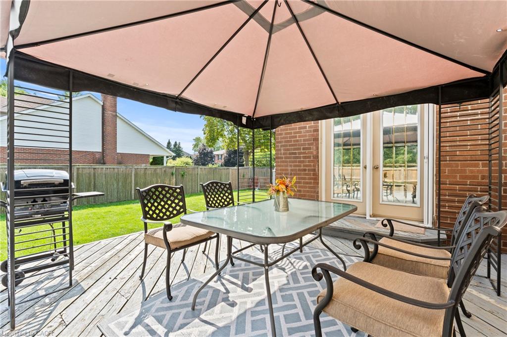 90 Mary Street Property Photo 8