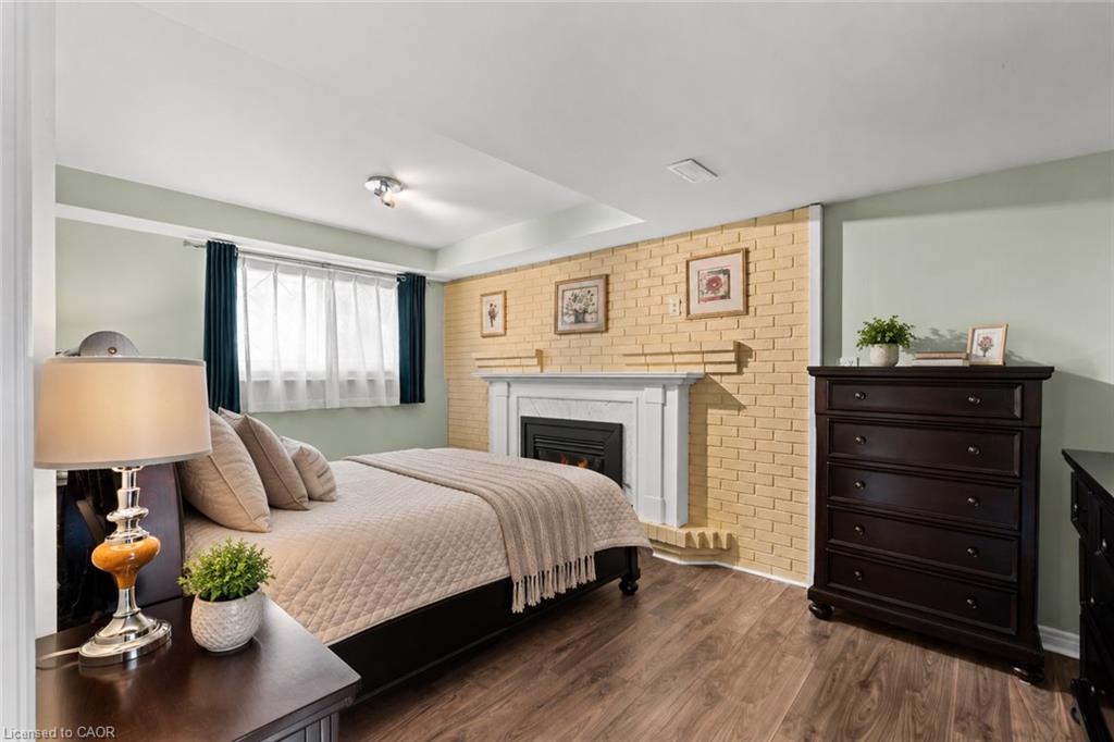 90 Mary Street Property Photo 22