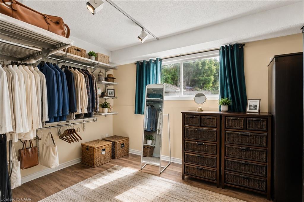 90 Mary Street Property Photo 24