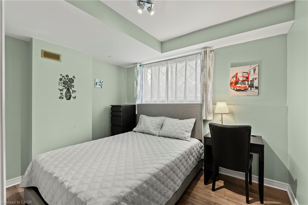 90 Mary Street Property Photo 25