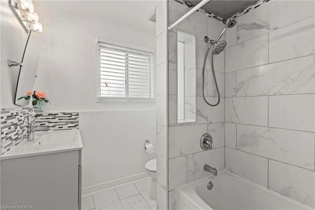 90 Mary Street Property Photo 26