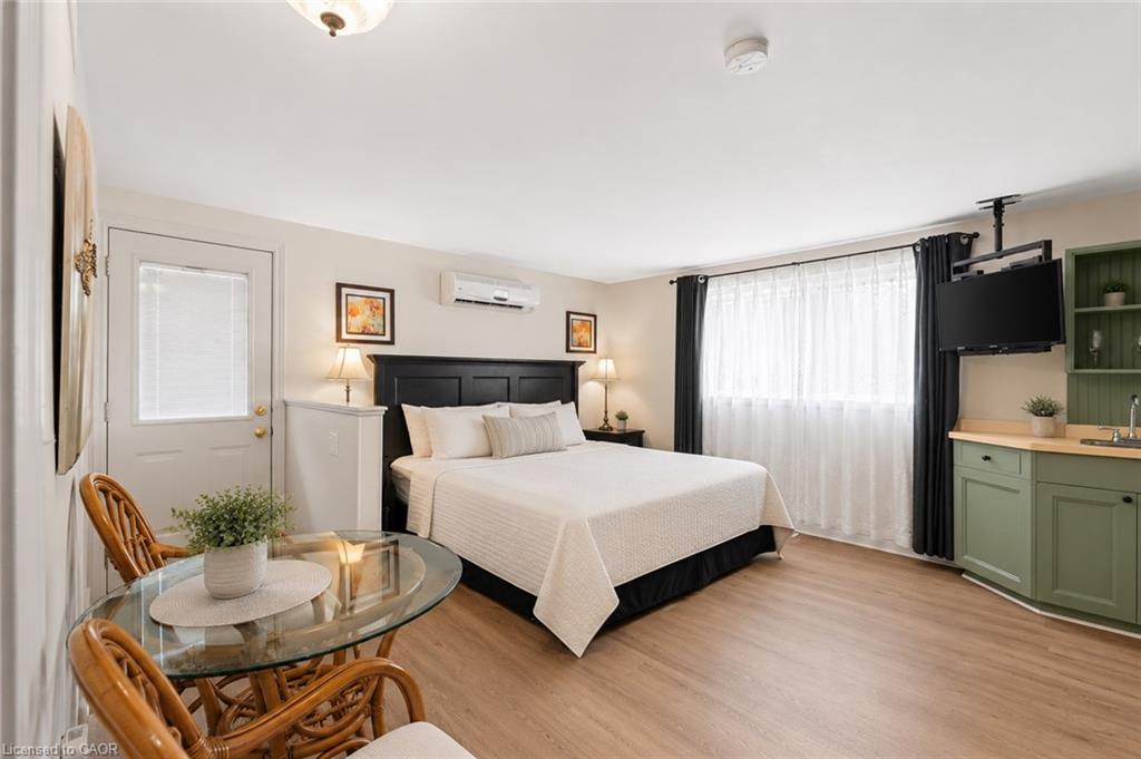 90 Mary Street Property Photo 32
