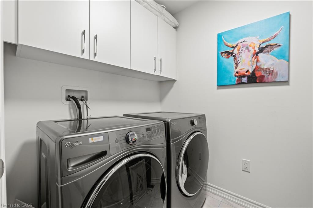 130 John Street W Property Photo 26