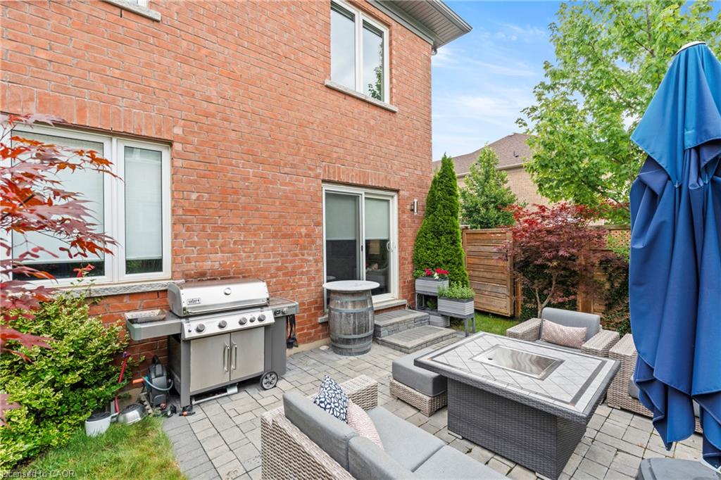 130 John Street W Property Photo 34