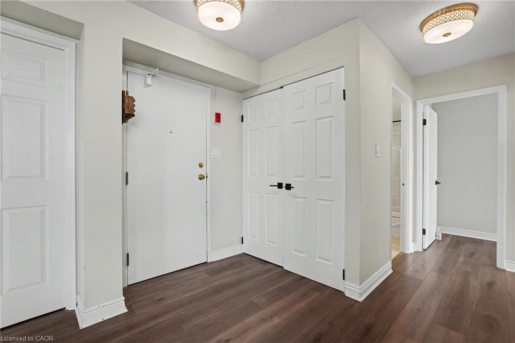 603-432 Main Street E Property Photo 2