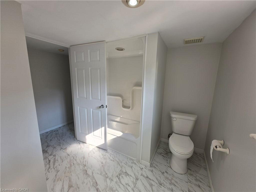 71 Norfolk Street N Property Photo 29