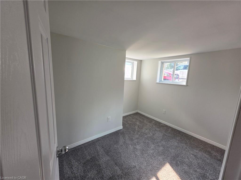 71 Norfolk Street N Property Photo 35
