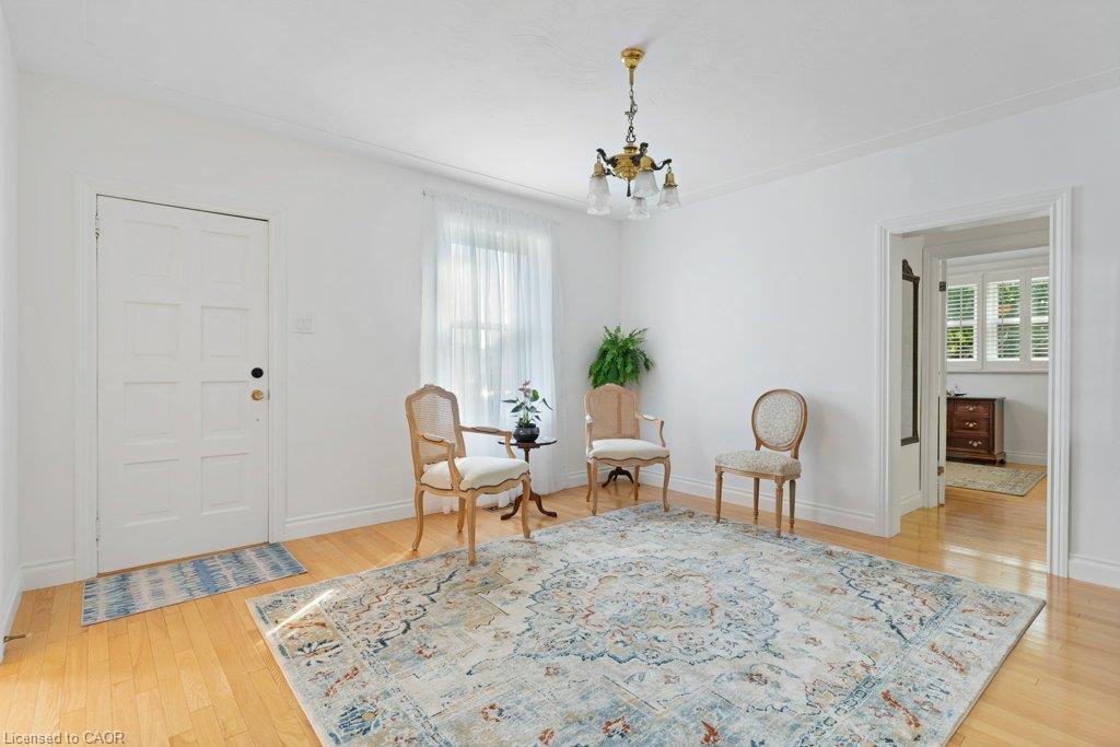 17 Queen Street Property Photo 7