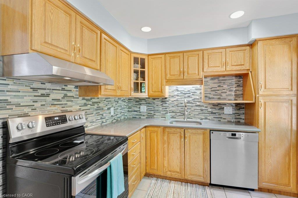 17 Queen Street Property Photo 16