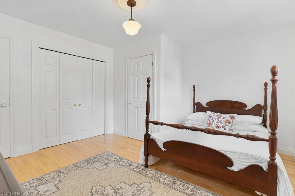 17 Queen Street Property Photo 25