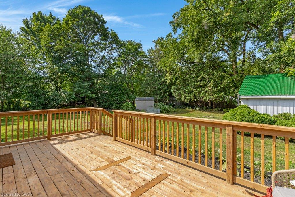 17 Queen Street Property Photo 33