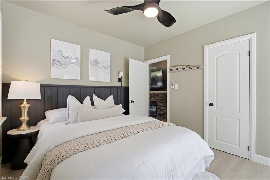 20 Hillview Street Property Photo 13