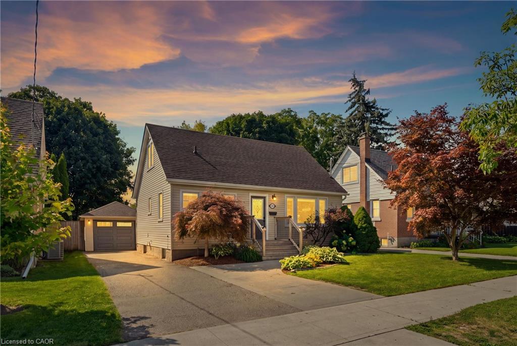 20 Hillview Street Property Photo 43