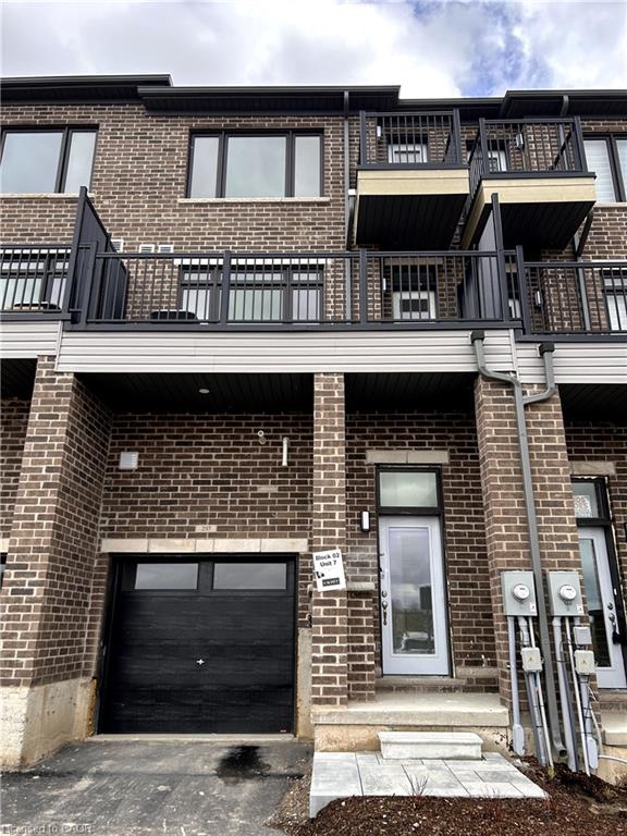 207-585 Colborne Street Property Photo 1