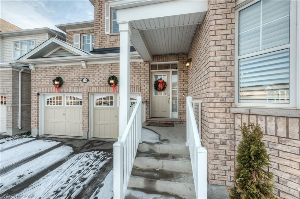 285 Seabrook Drive Property Photo 4