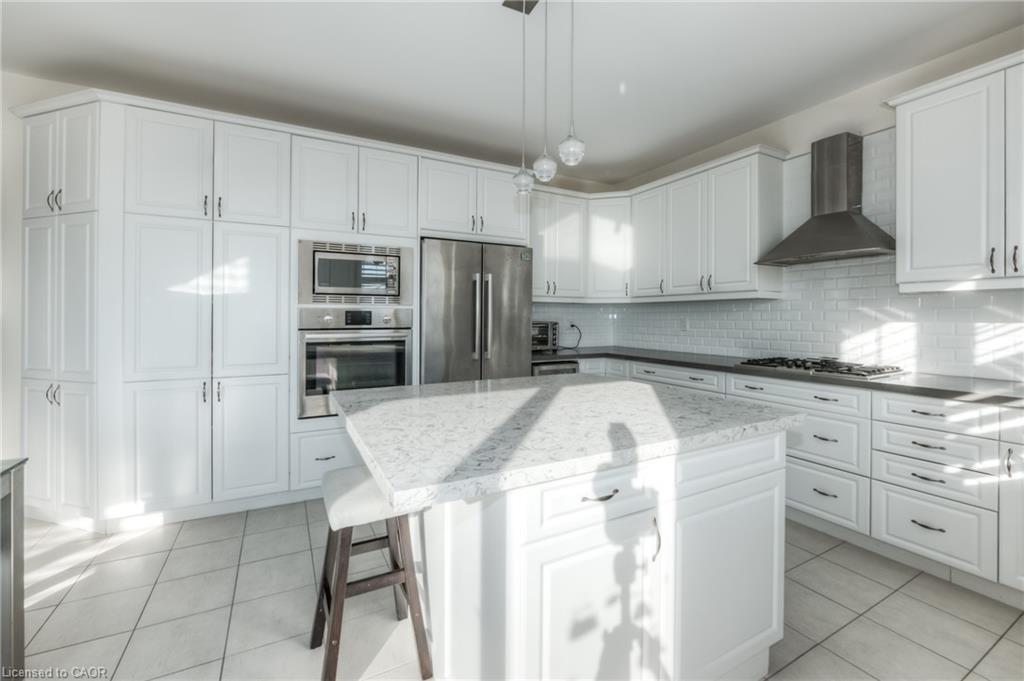 285 Seabrook Drive Property Photo 15
