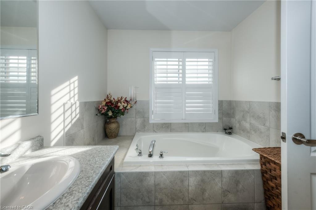 285 Seabrook Drive Property Photo 26