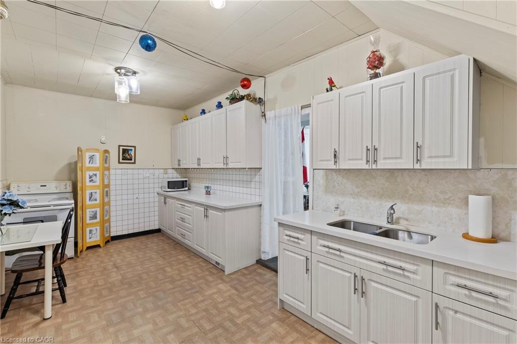 125 Tolton Avenue Property Photo 14