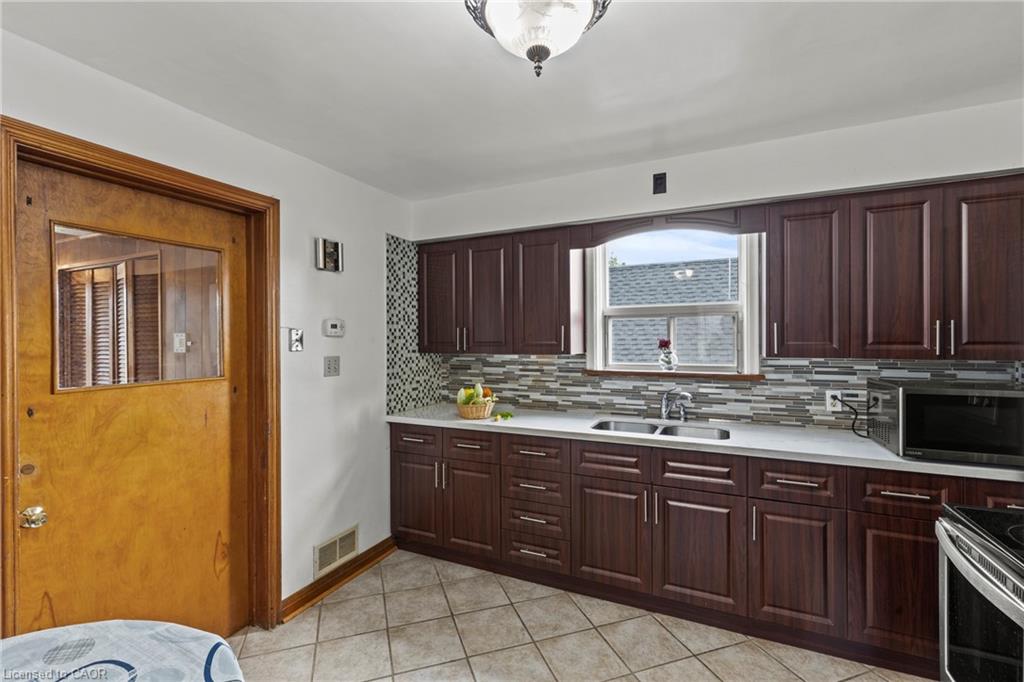 125 Tolton Avenue Property Photo 23