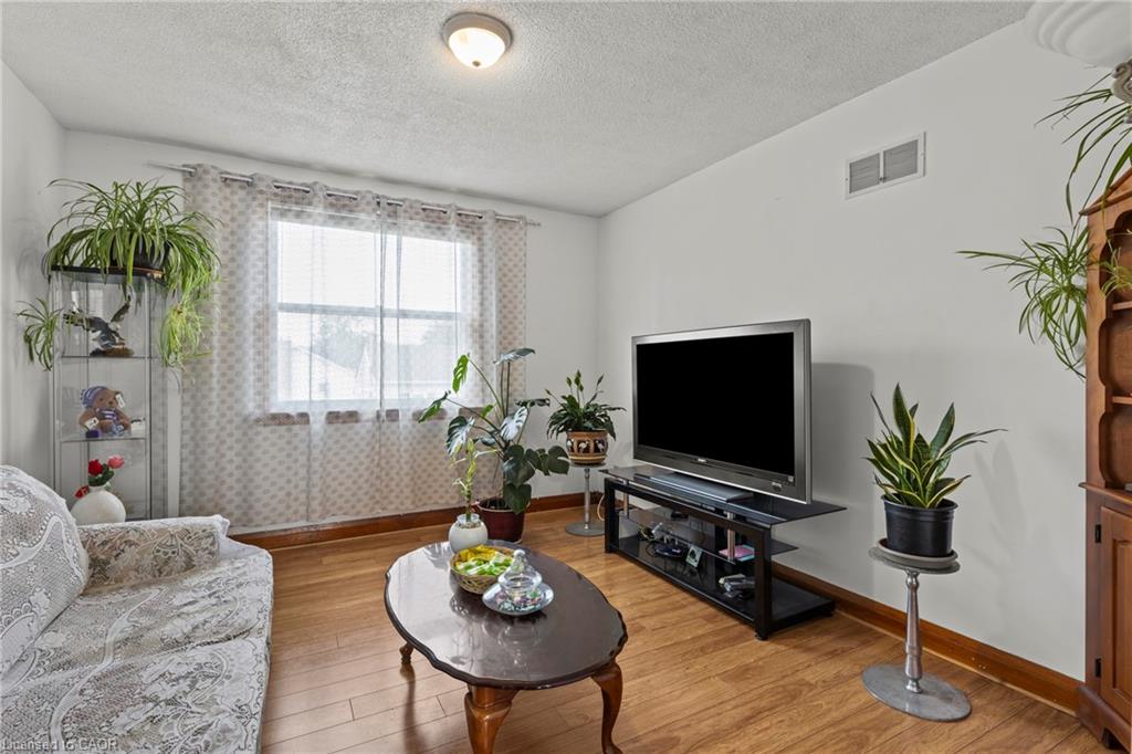125 Tolton Avenue Property Photo 26